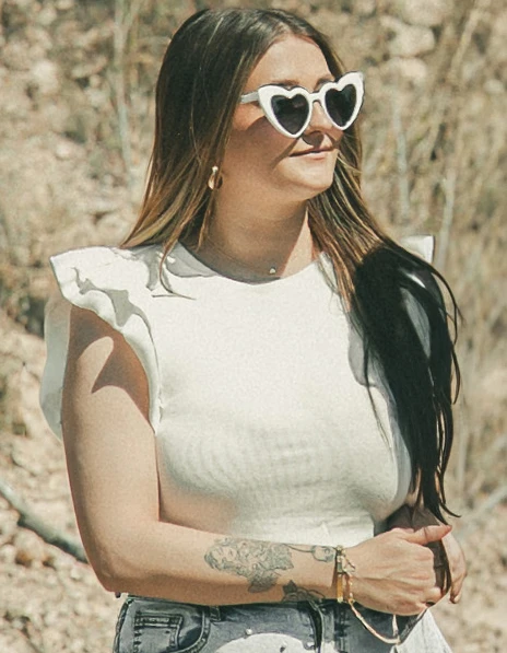 Nail Artist Taylor headshot